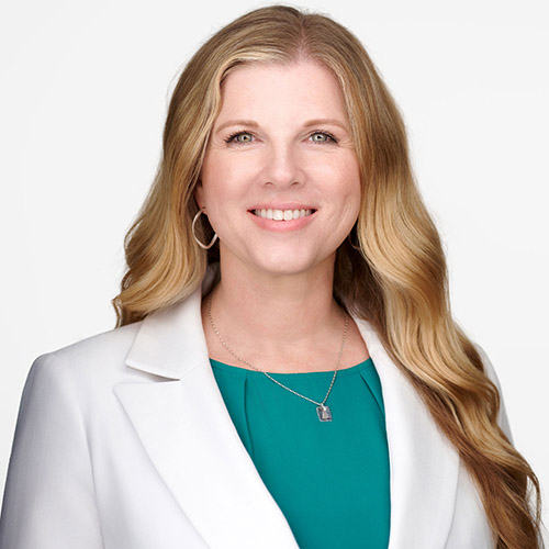 Karen Cobb headshoot